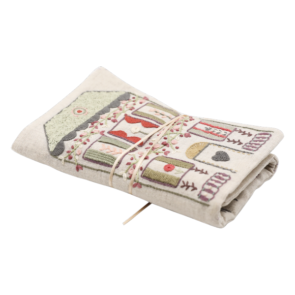 Scissors & needles holder - Embroiderers' house