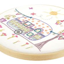 La caravane de tata Suzanne (sold without hoop)