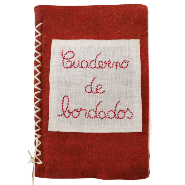 Embroidery notebook - Portuguese