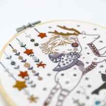 Salomé… Voyage hivernal (sold without hoop)