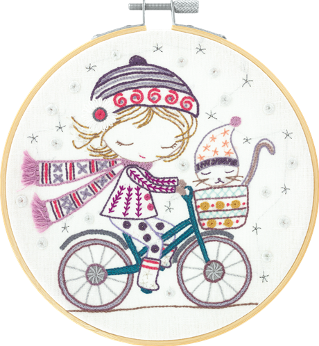 Quand Salomé se promène à vélo (sold without hoop)