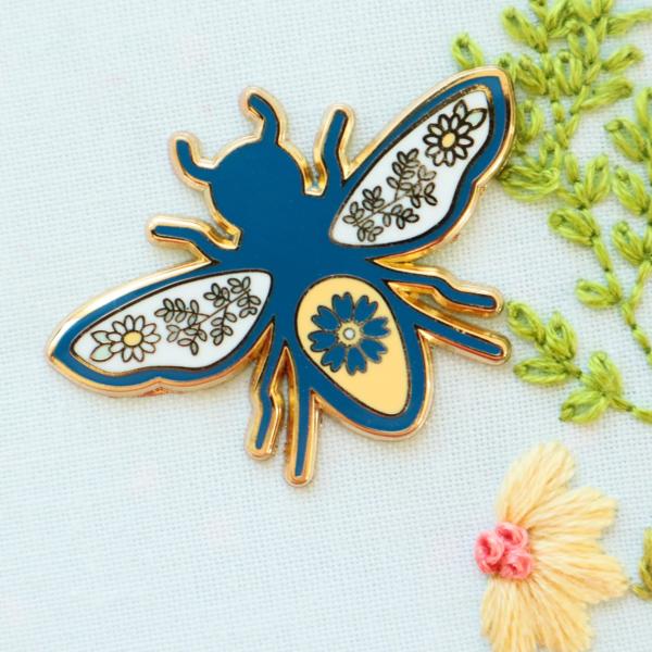 Needle minder “jolie abeille”