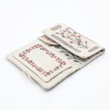Scissors & needles holder - Embroiderers' house