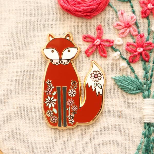 Porte-aiguilles aimanté “renard fleuri”