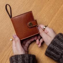 Leather Needle Case – Camel