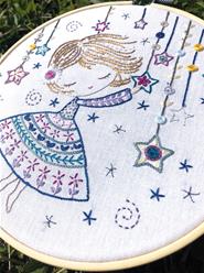 Quand Salomé allume les étoiles (sold without hoop)