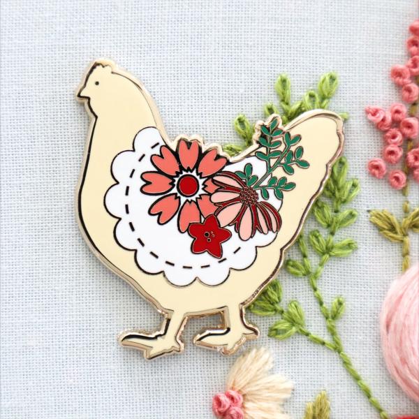 Needle minder “la poule fleurie”
