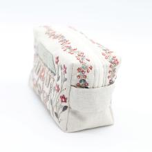 Large pouch - Embroiderers' house