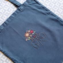 Minimalist - Thoughtful - Easy Custo