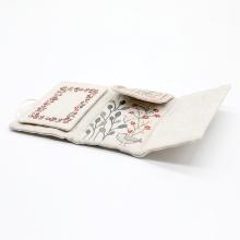 Scissors & needles holder - Embroiderers' house