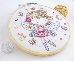 Quand Salomé joue à la fée (sold without hoop)