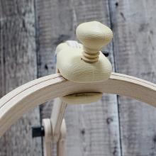 Big embroidery hoop holder