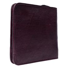 Pochette des brodeuses en cuir cerise foncé