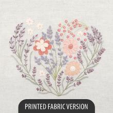 Souffle de lavande (July heart to embroider)