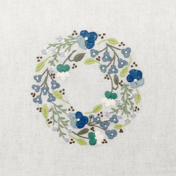 Pansy Wreath – Small March Wreath