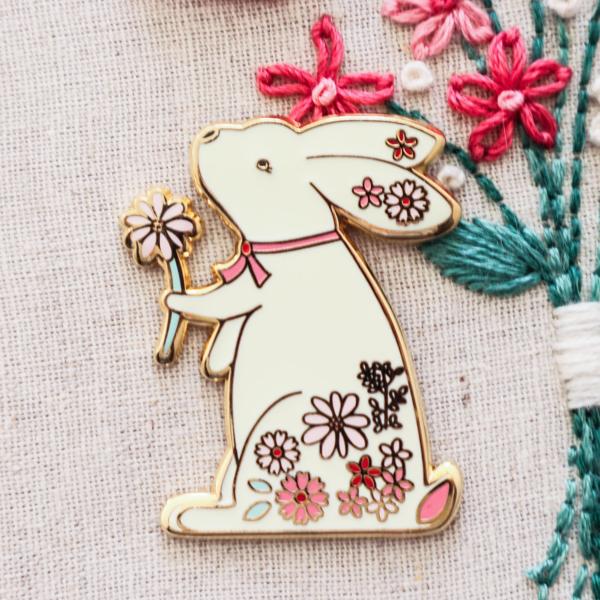 Needle minder “lapin fleuri”